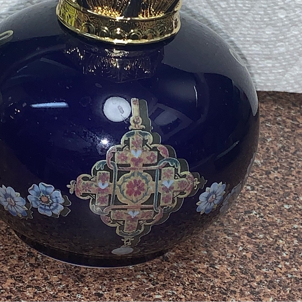 Authentic Lampe Berger - Blue Porcelain Catalytic Home Fragrance oil burner - Picture 6 of 10